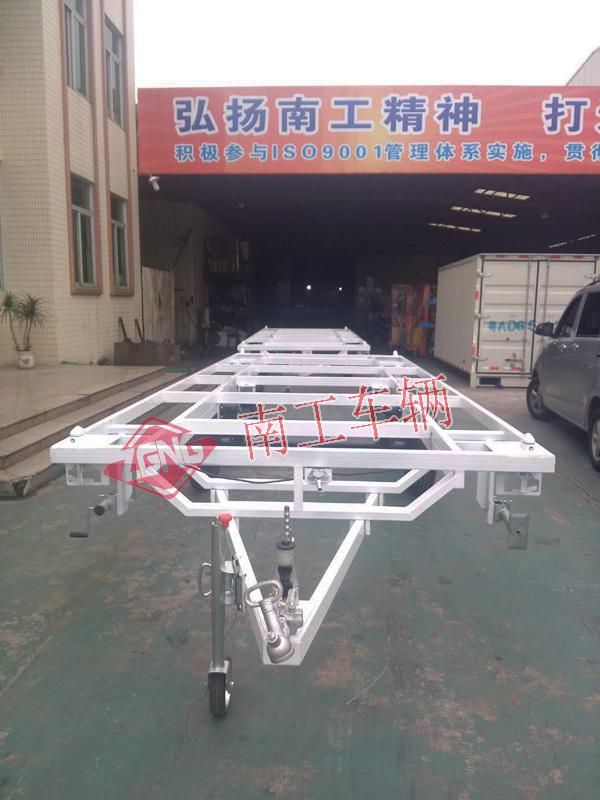 4吨房车底盘 全挂乐竞（中国）
