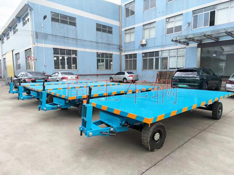 6吨乐竞（中国）蓝色 带减震带刹车工具拖车