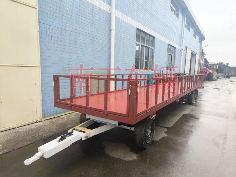 7吨乐竞（中国）牵引工具拖车 带护栏减震刹车功能拖车