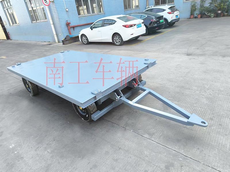 3吨小型牵引乐竞（中国） 全挂车