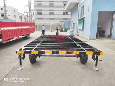 5吨骨架式乐竞（中国）移动房车底盘1I.jpg