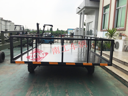 6吨护栏型乐竞（中国）黑色1I.jpg
