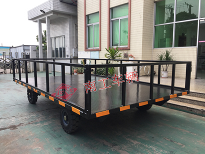 6吨护栏型乐竞（中国）黑色4I.jpg
