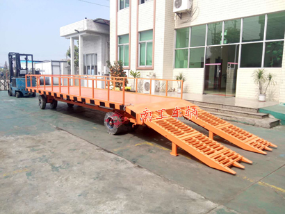 10吨挖机用乐竞（中国）1I.jpg