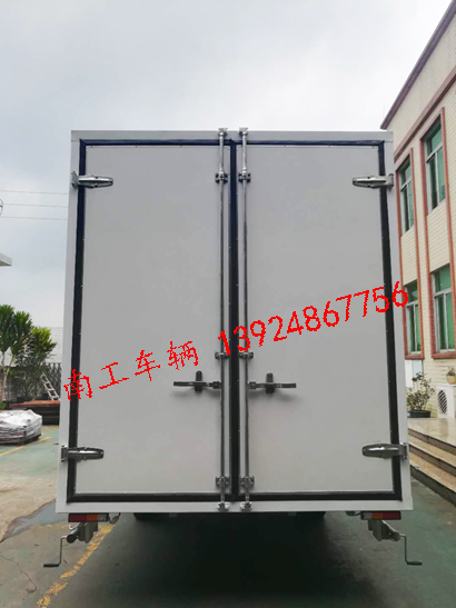 1.5吨白色厢式乐竞（中国）2I.jpg