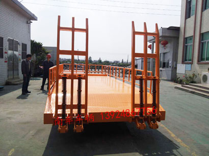 5吨带登车桥护栏型乐竞（中国）5i.jpg