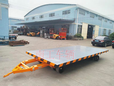 10吨中型牵引乐竞（中国）1I.jpg