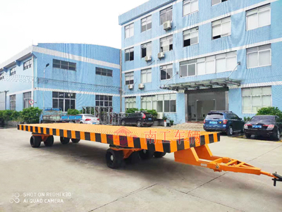 30吨重型乐竞（中国）带4个转盘5I.jpg