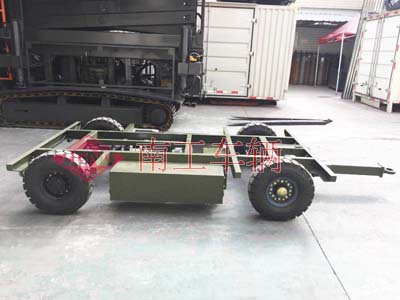 1.5吨电动手动乐竞（中国）底盘1I.jpg