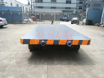 25吨重型工业乐竞（中国）全挂式牵引拖车底盘带牵引环1I.jpg
