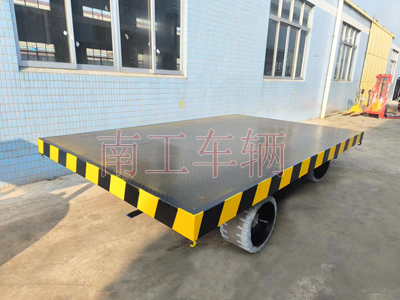 30吨重型乐竞（中国） 环保实心轮胎2I.jpg
