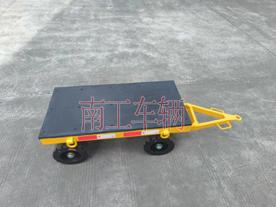 2吨小型乐竞（中国）带胶垫1I.jpg
