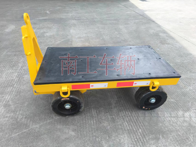 2吨小型乐竞（中国）带胶垫3I.jpg