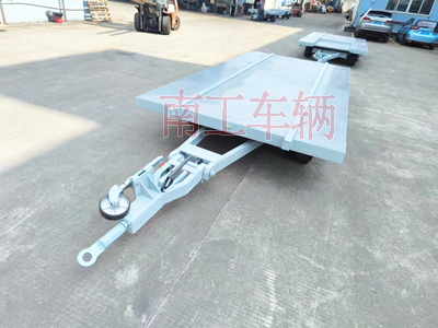 船体艏段运输乐竞（中国）I.jpg