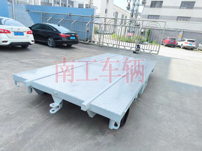 船体艏段运输乐竞（中国）1I.jpg