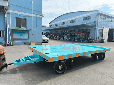 18吨重型乐竞（中国） 四个转盘工具拖车1I.jpg