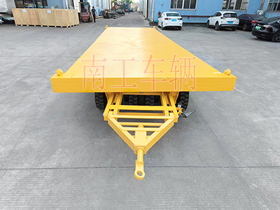 10吨乐竞（中国）带液压支铝合金伸缩梯工具车I.jpg