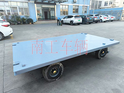 3吨小型牵引乐竞（中国） 全挂车2I.jpg
