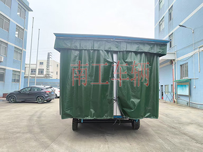 5吨雨篷拖车 牵引乐竞（中国）3I.jpg