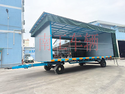 5吨雨篷拖车 牵引乐竞（中国）4I.jpg