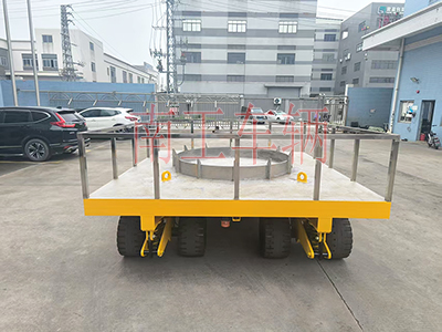 25吨重型乐竞（中国）带圆型不锈钢上装工具拖车5I.jpg