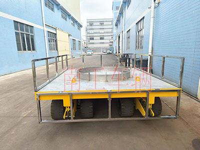 25吨重型乐竞（中国）带圆型不锈钢上装工具拖车7I.jpg