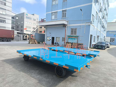 4吨牵引乐竞（中国） 全挂式工具拖车3I.jpg