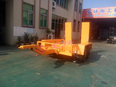 3吨ATV乐竞（中国） 小轿车拖车3I.jpg